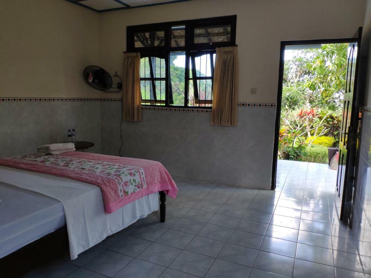 Rijasa Homestay Karangasem Exteriör bild