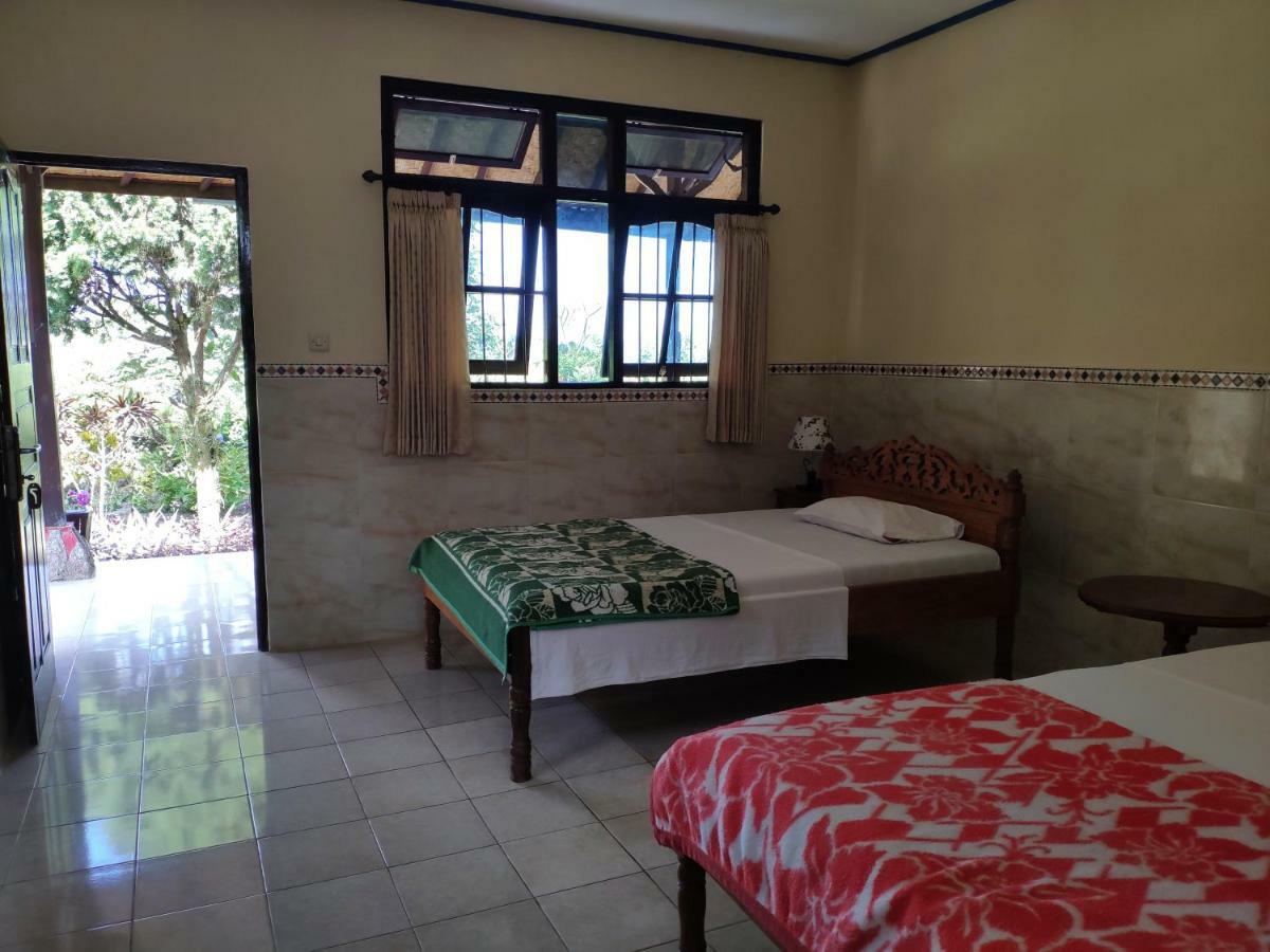 Rijasa Homestay Karangasem Exteriör bild